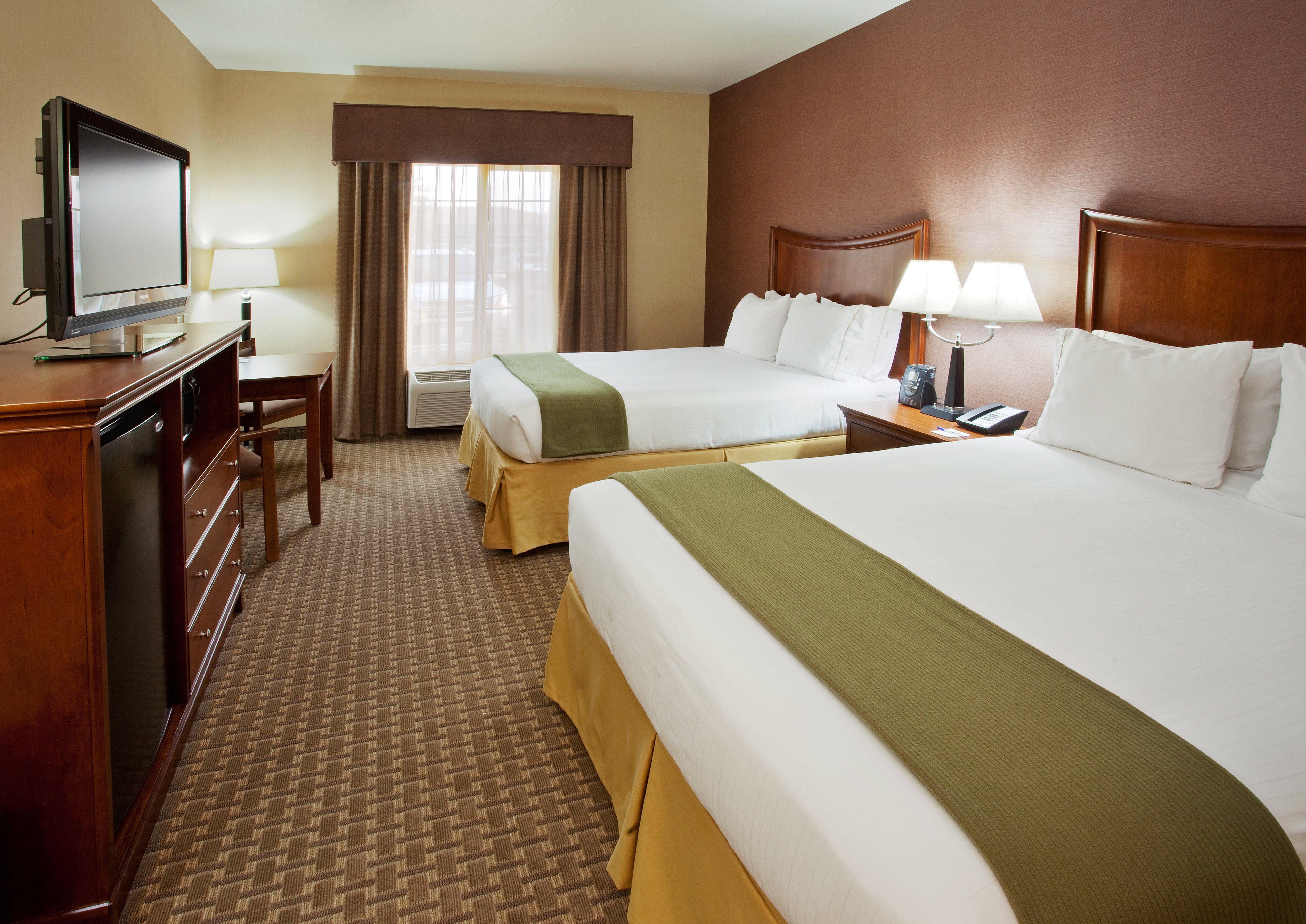 Holiday Inn Express Hotel & Suites Willows By Ihg Buitenkant foto