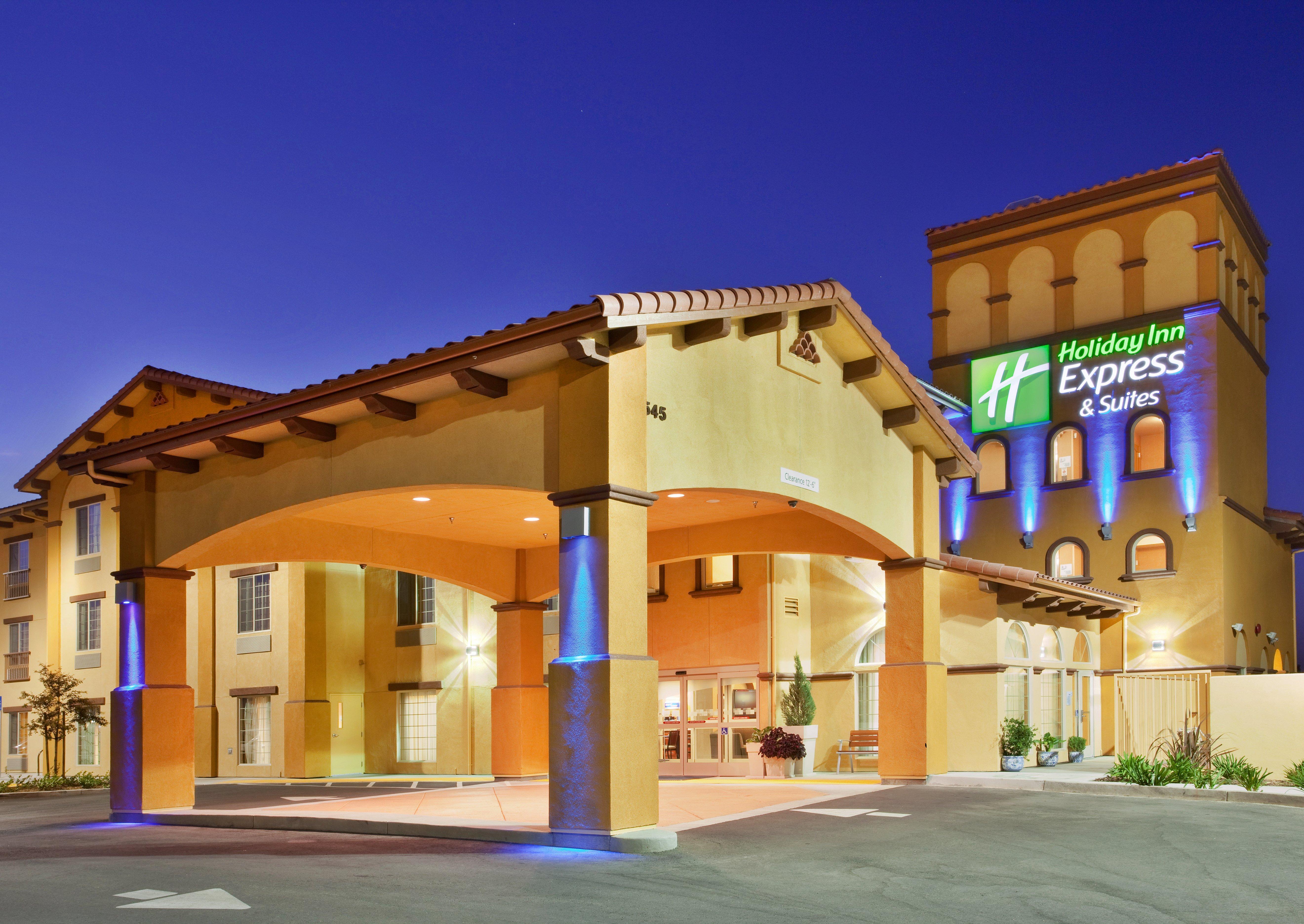 Holiday Inn Express Hotel & Suites Willows By Ihg Buitenkant foto