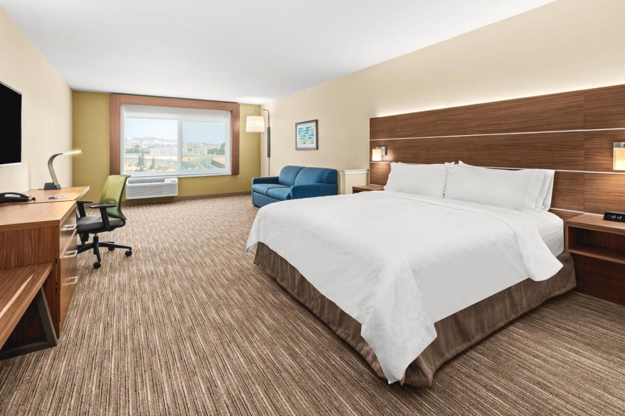 Holiday Inn Express Hotel & Suites Willows By Ihg Buitenkant foto